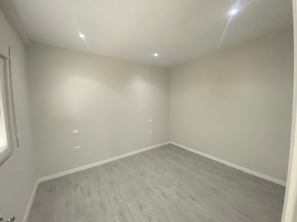 Apartment 1+1 Empty for rent Kodra e Priftit !
