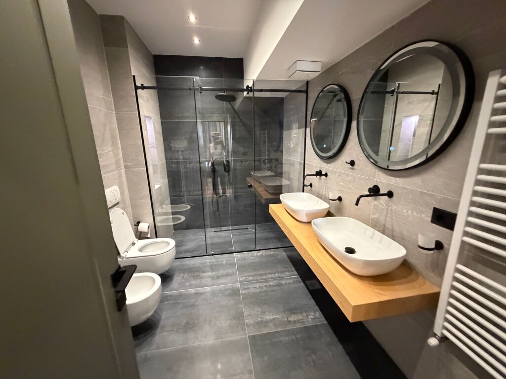 Rent 2+1 Lux + parking, ambassador 3