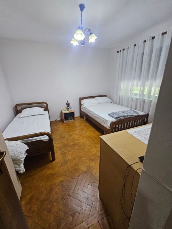 1+1, 2nd floor existing, court of appeals Elbasan road, 500 thousand lek