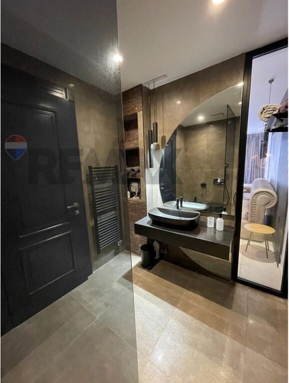 Apartament 3+1 per shitje në Dhërmi