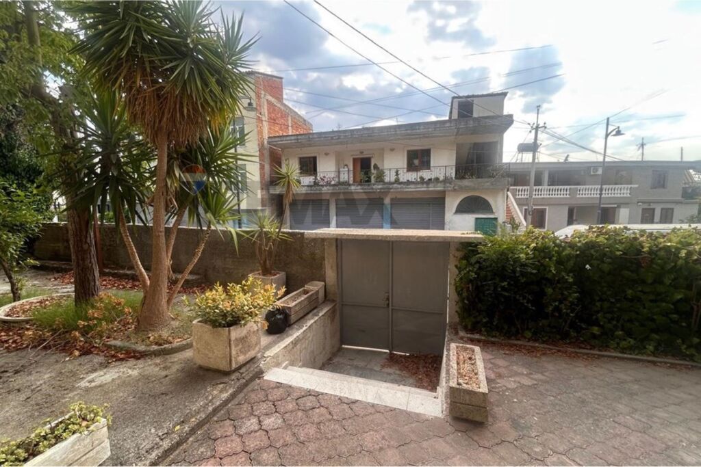 🏡 OKAZION INVESTIMI – PER VETEM 417 €/m2