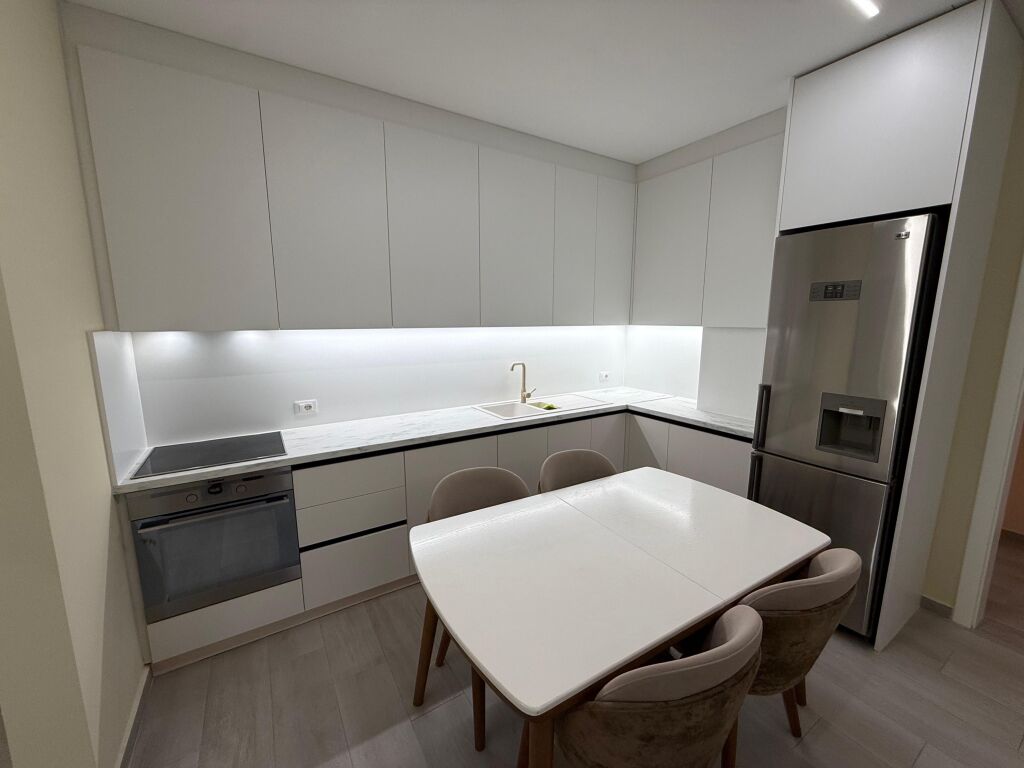 🏡 IN AFFITTO | Appartamento 2+1+2 con Posto Auto – Radisoni, Lago Secco