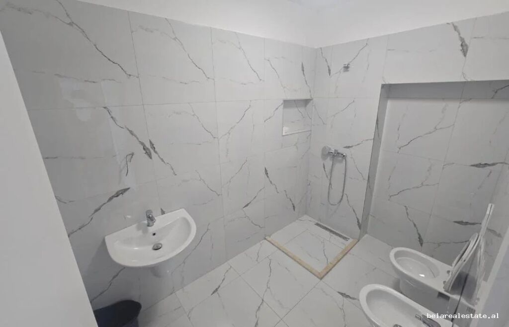Office for Rent 2+1 at Zogu i Zi (ID BZ21029) Tirana