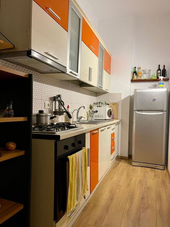 VENDESI APPARTAMENTO 2+1+2  📍 COMUNE DI PARIGI 210.000 €