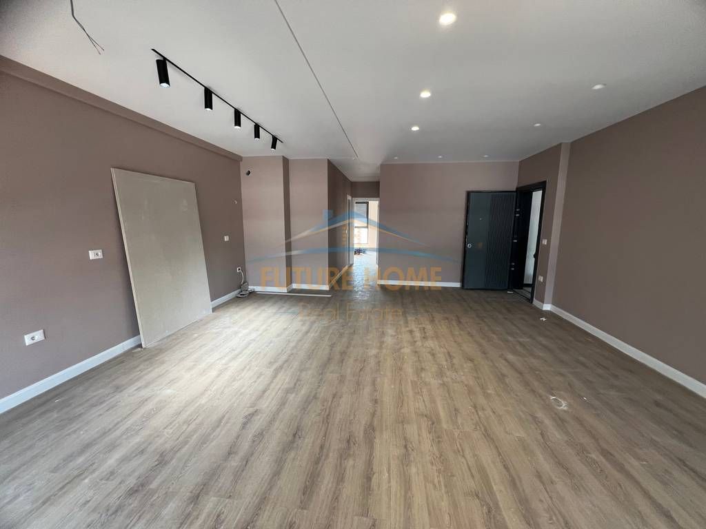 Apartment 2+1+ Parking space, New Boulevard, Tirana.
