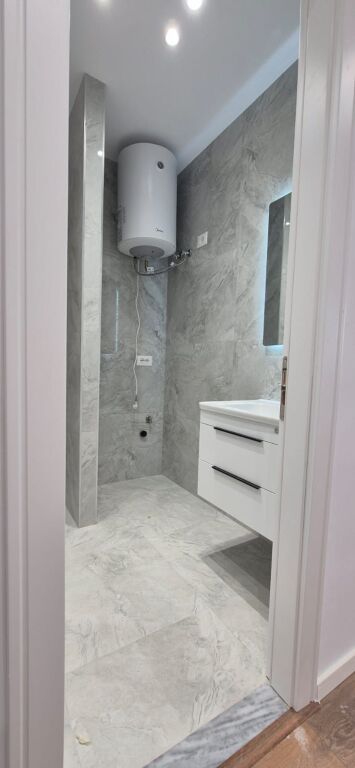 Shitje | Apartament 1 + 1 | Rruga Fadil Bodinaku | 143000 €