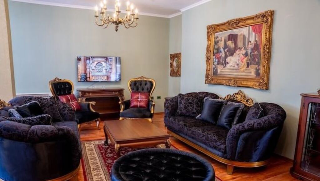 Sale | Vilë 3 + 1 | Rruga e Kavajës | 500000 €