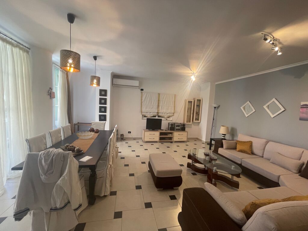Apartment 2+1 for rent in the Paris commune