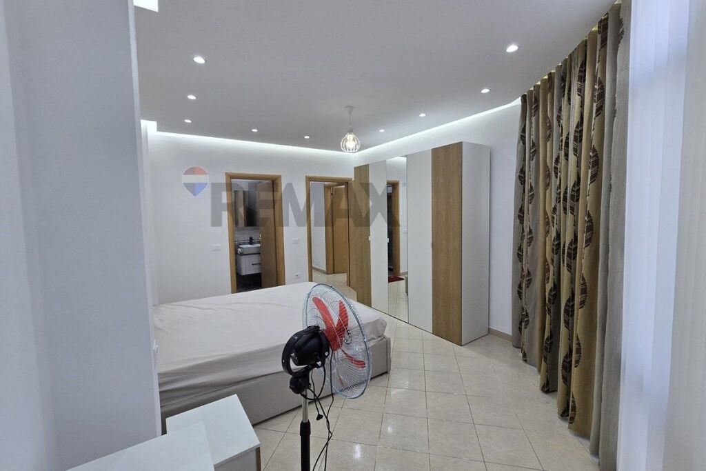 Apartament - Për Qira - Rruga Mikel Maruli, Tiranë