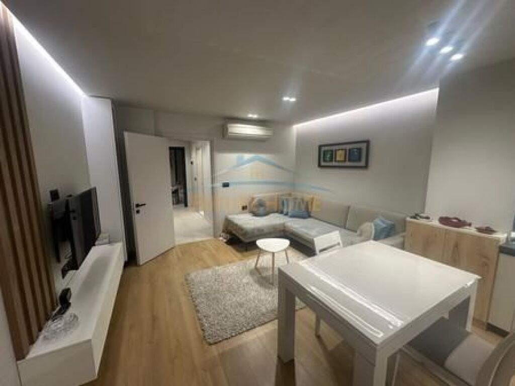 Rent, Apartment 1+1, Paris Commune