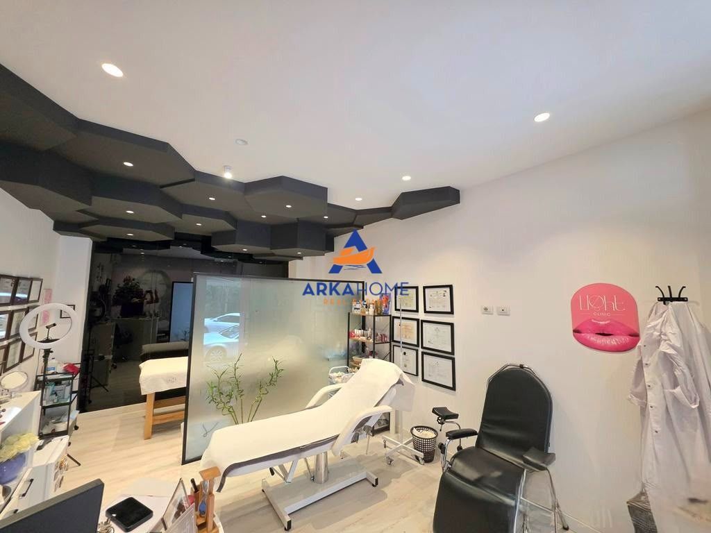 LOCALE COMMERCIALE IN VENDITA 30,34 M2 "KODRA E DIELLIT" 98.000 EURO