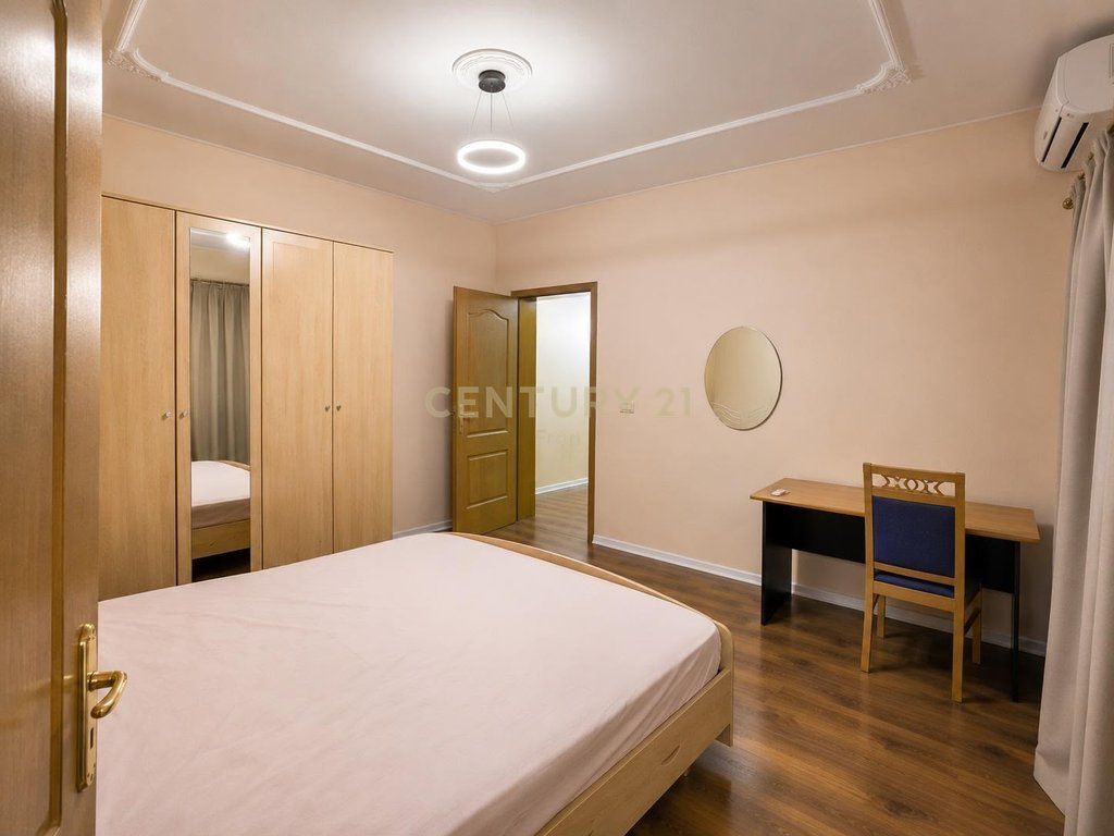 AFFITTASI APPARTAMENTO 3+1+3 – EX CAMPO DI AVIAZIONE, TIRANA
