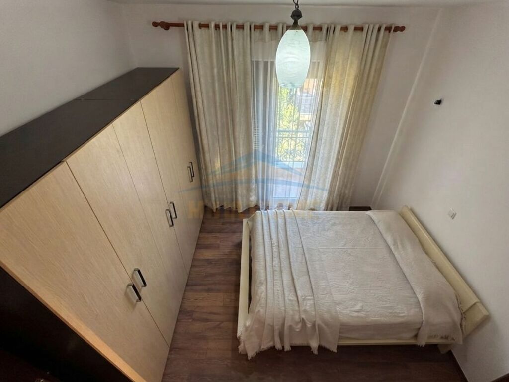 Qera, Apartament 1+1, Selitë