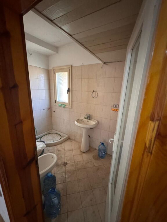 Shitet Apartament 1+1 Vlore 6-kateshi