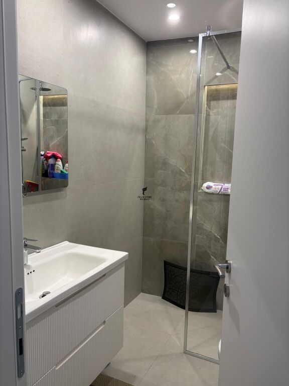 UFFICIO IN AFFITTO 60 M2 MYSLYM SHYR 70.000 LEKE FH-88467