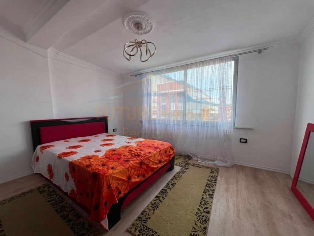 Shitet, Apartament 1+1, Rruga Thesarit, Fresk, Tirane