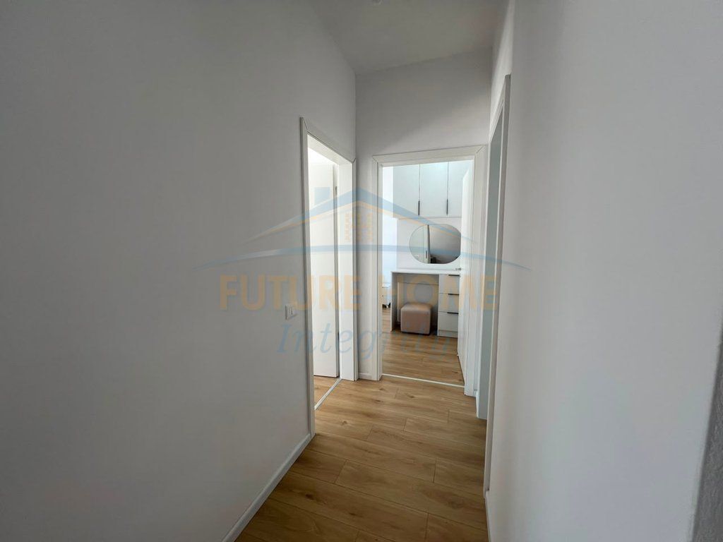 Affitto, Appartamento 2+1, Complesso Kadiu, Ali Demi, Tirana.