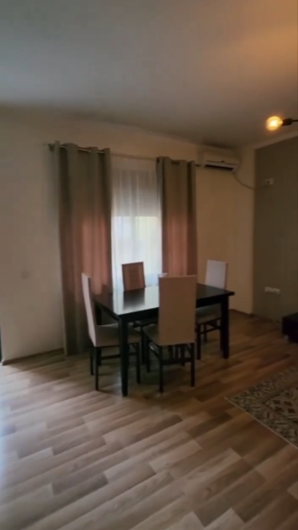 Apartament 2+1 per qera tek Eleonora !