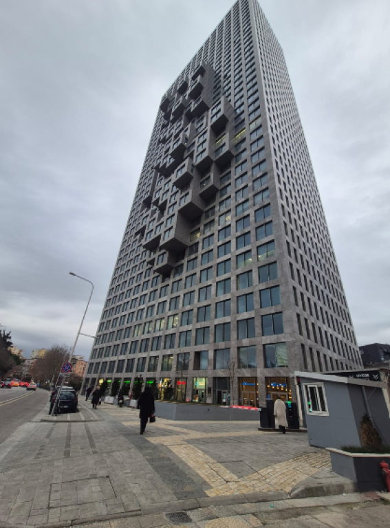 UFFICIO IN AFFITTO | DOWNTOWN ONE – TIRANA