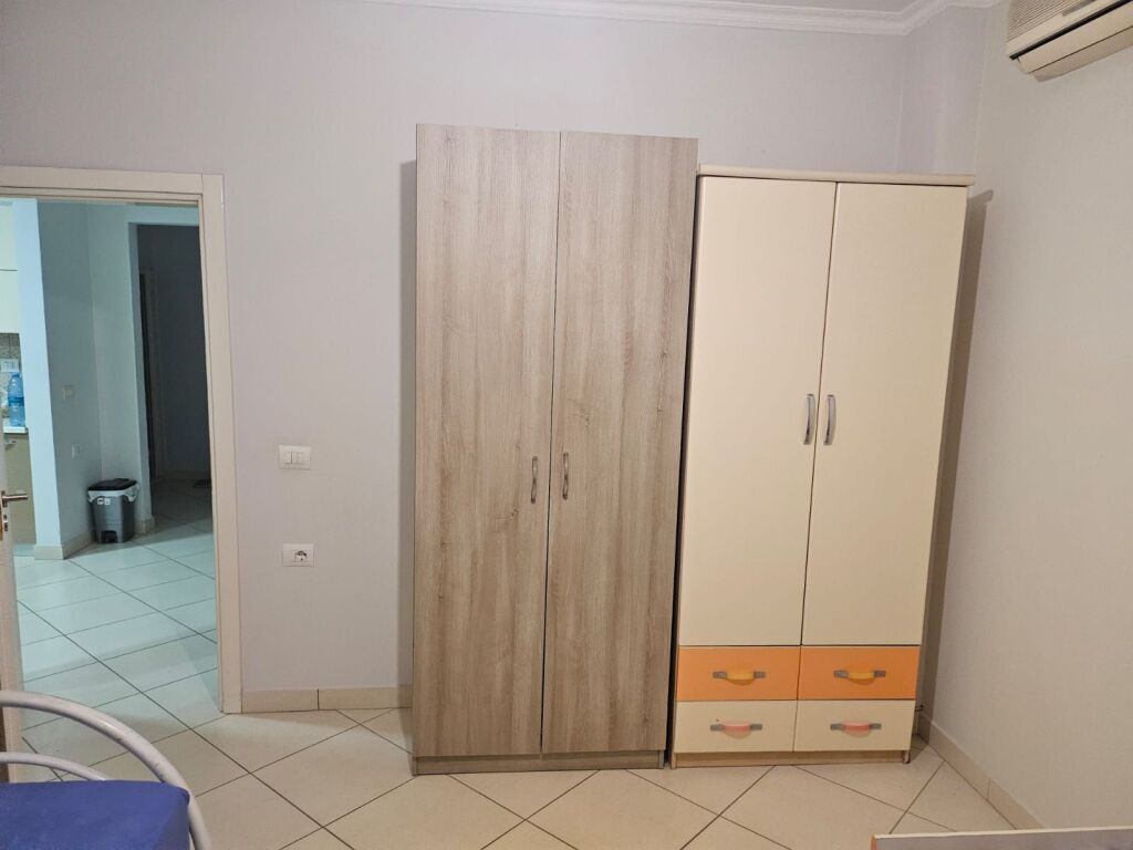 JEPET ME QERA APARTAMENT 2+1+PARKIM - RRUGA 5 MAJI, TIRANE