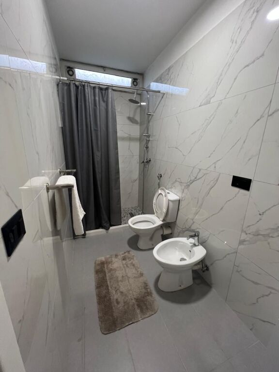 APARTMENT 2+1+2+PARKING SPACE FOR RENT NEAR THE ARTIFICIAL LAKE, PAVAROTI