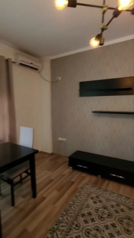 Apartament 2+1 per qera tek Eleonora !