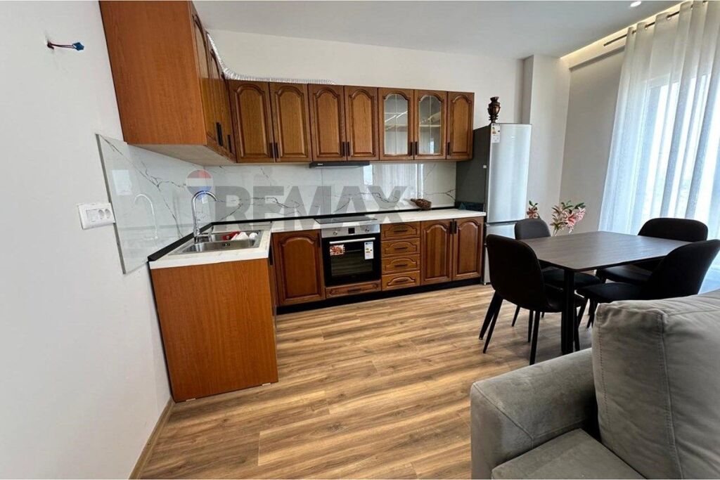 Appartamento 2+1 in affitto in via Jordan Misja,