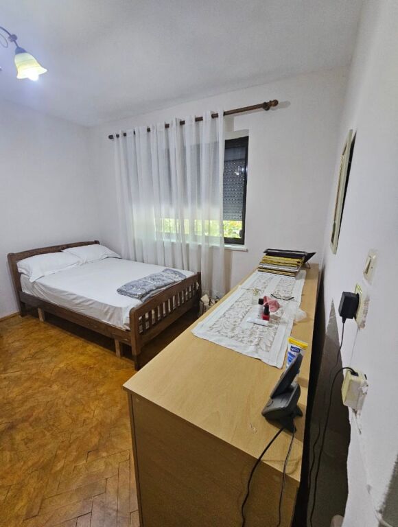 1+1, 2nd floor existing, court of appeals Elbasan road, 500 thousand lek