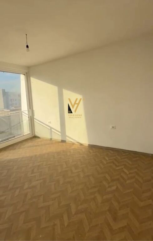 OFFICE 60 M2 FOR RENT AT BARDHYL STREET 65,000 LEKE