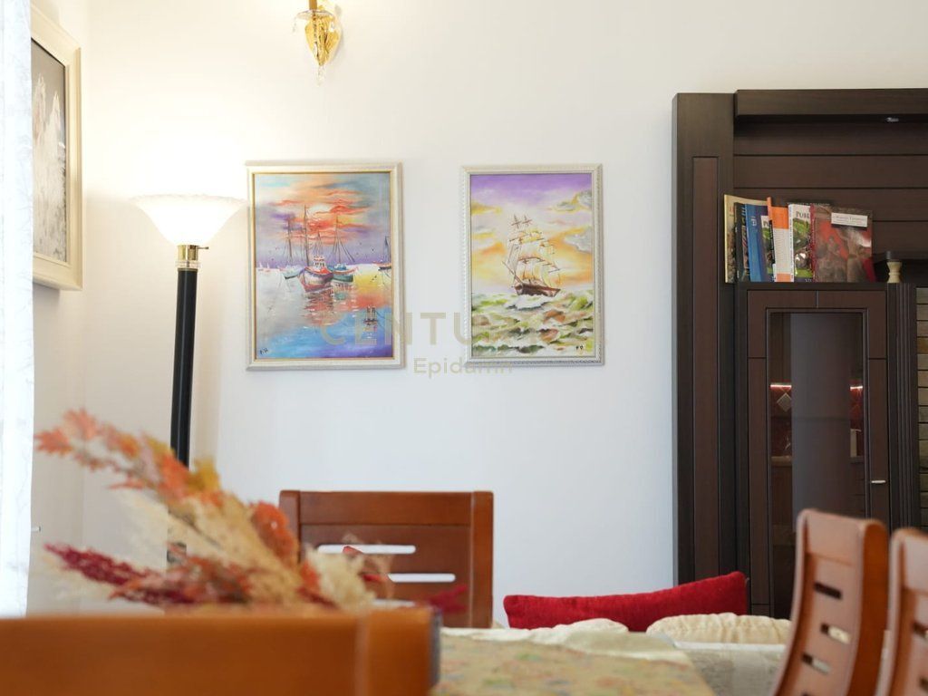 FOR RENT 2+1 APARTMENT NEAR THE SPORTS PALACE !