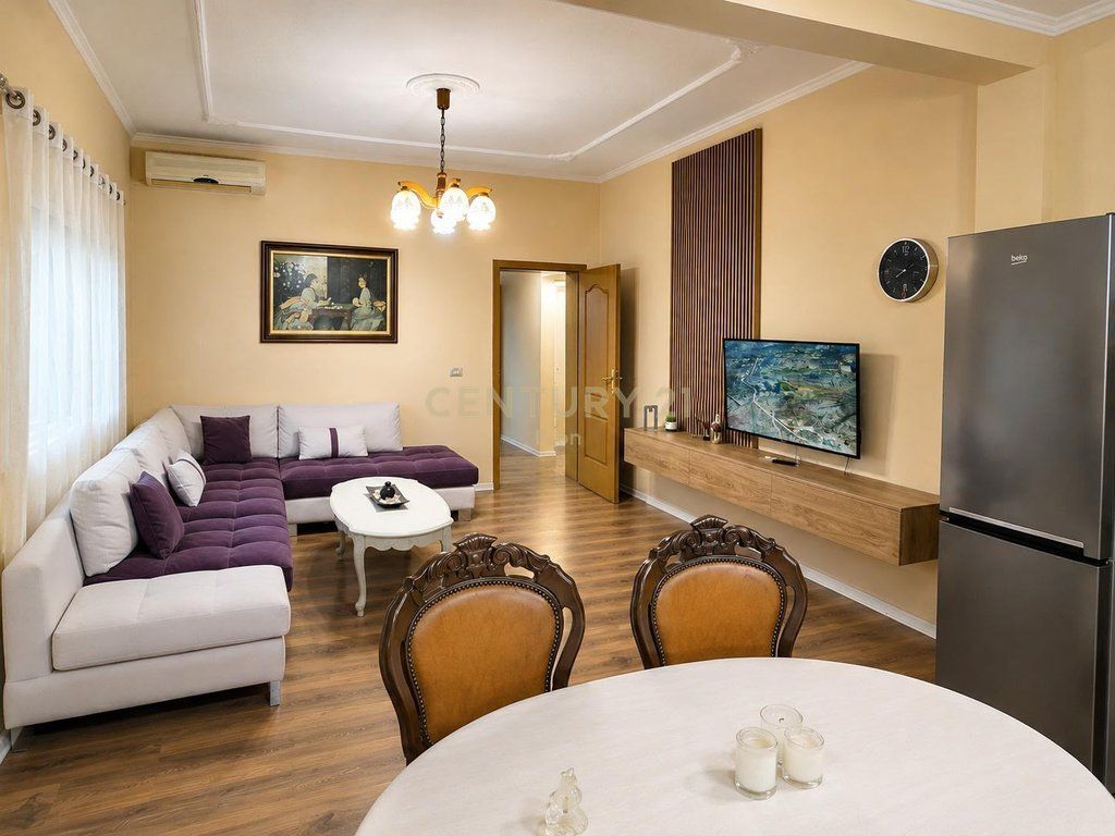 AFFITTASI APPARTAMENTO 3+1+3 – EX CAMPO DI AVIAZIONE, TIRANA