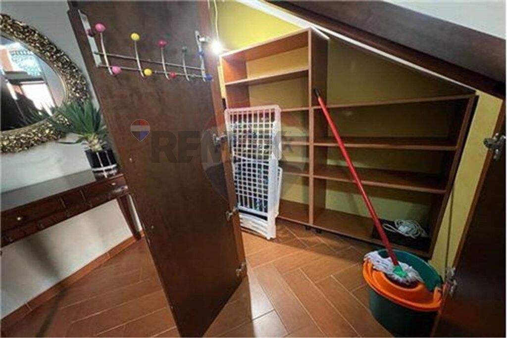 Villa - For Sale - Kavaja Street, Tirana(ID: 530411003-989)