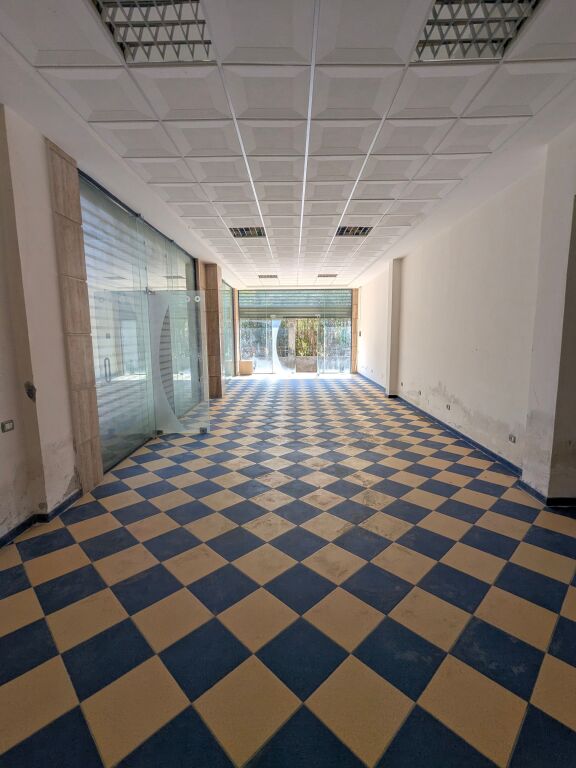 BUSINESS UNIT FOR RENT NEAR AULONA PARK VLORE