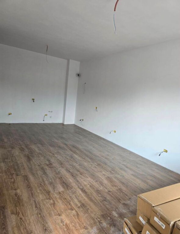 Shitet apartamente 1+1