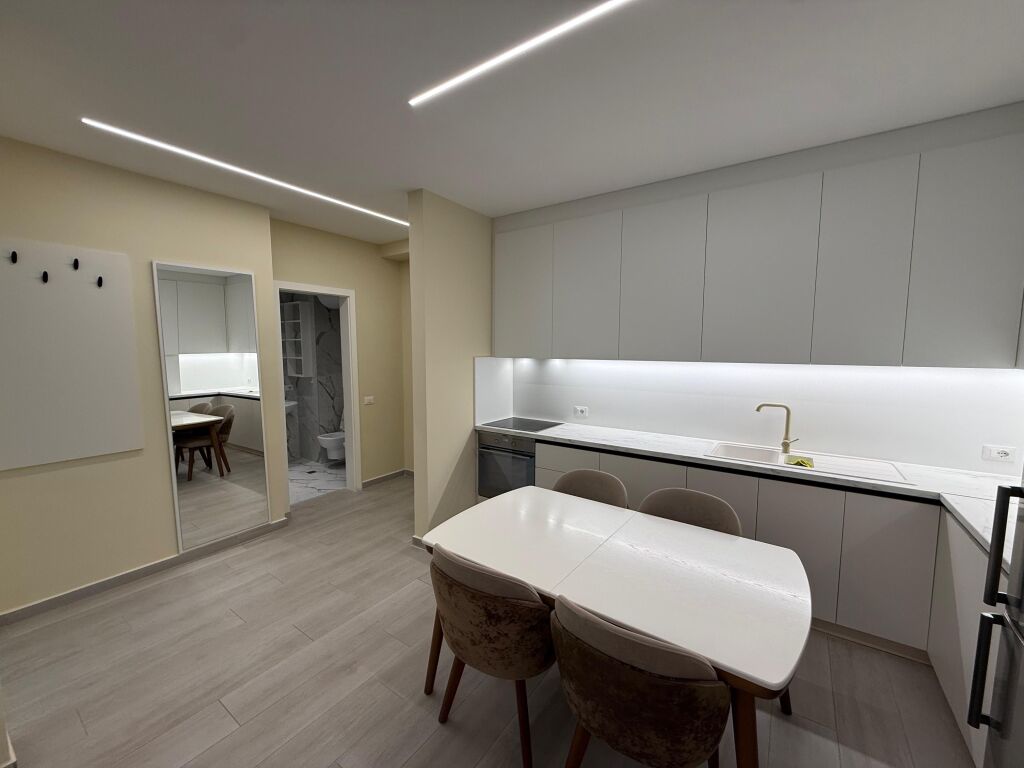 🏡 IN AFFITTO | Appartamento 2+1+2 con Posto Auto – Radisoni, Lago Secco
