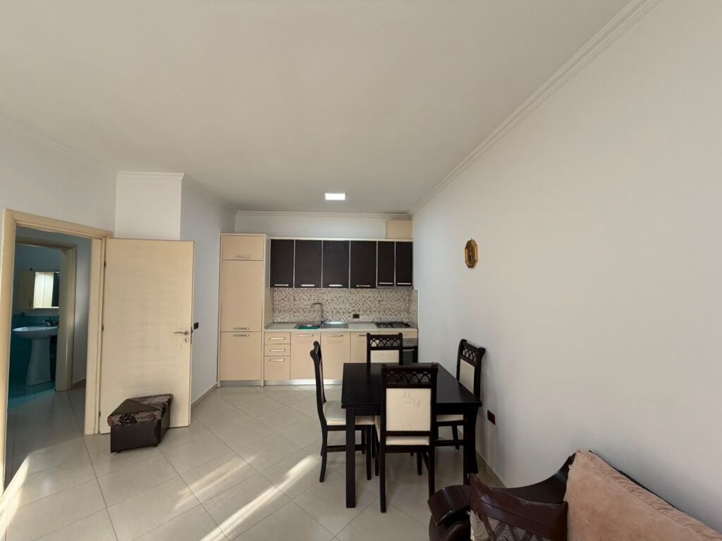 Apartment 2+1+2 for rent Astir !