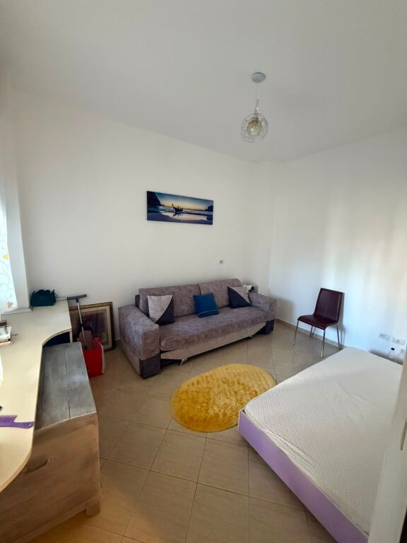 JEPET APARTAMENT 2+1 ME QERA,DURRES