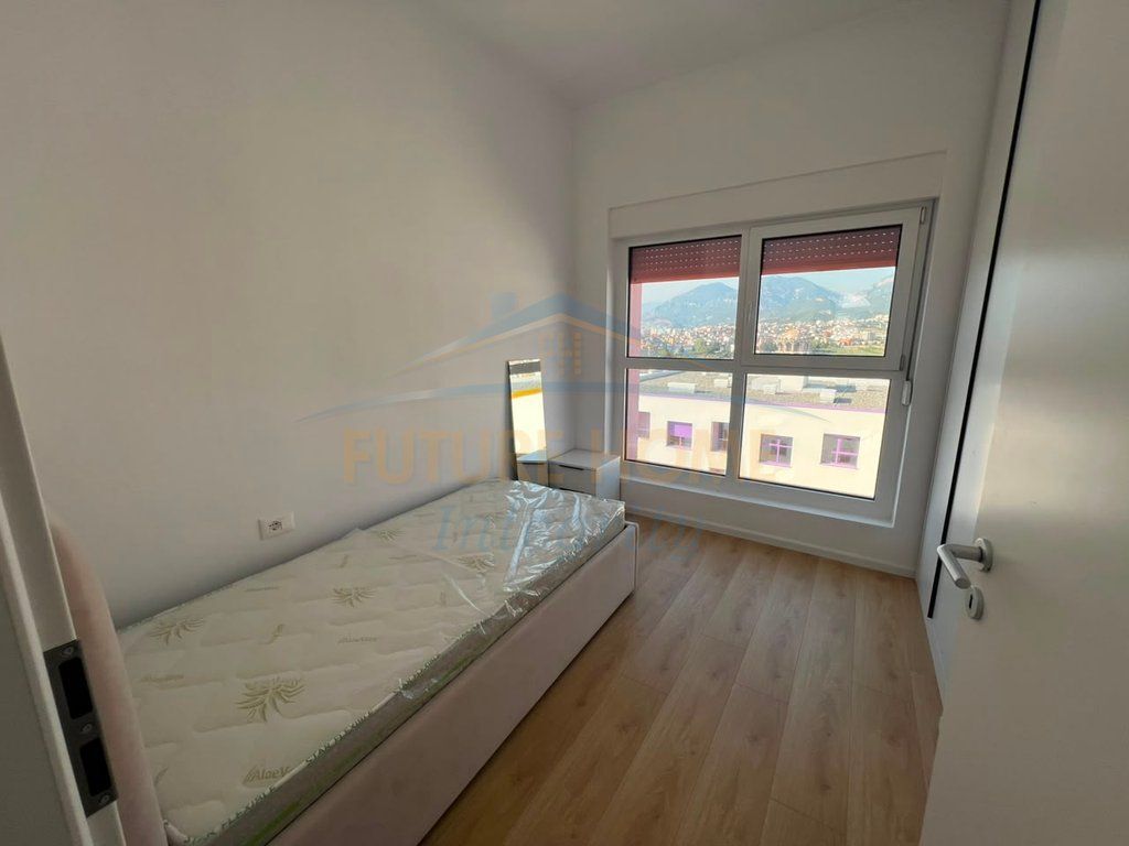 Affitto, Appartamento 2+1, Complesso Kadiu, Ali Demi, Tirana.