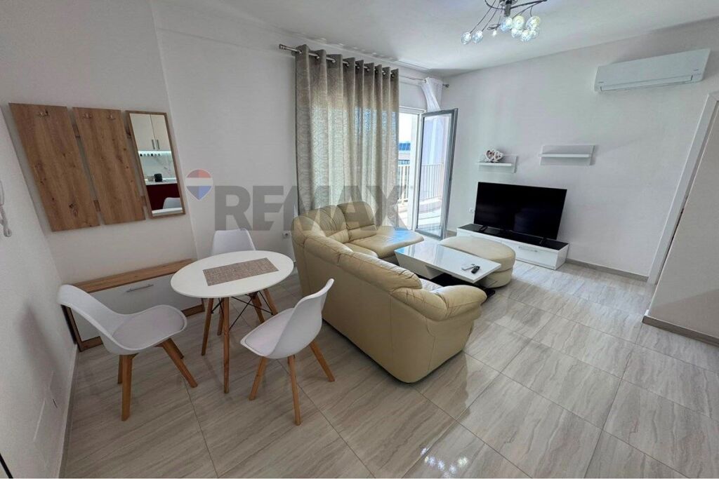 Appartamento - In Affitto - Zogu I Zi, Tirana