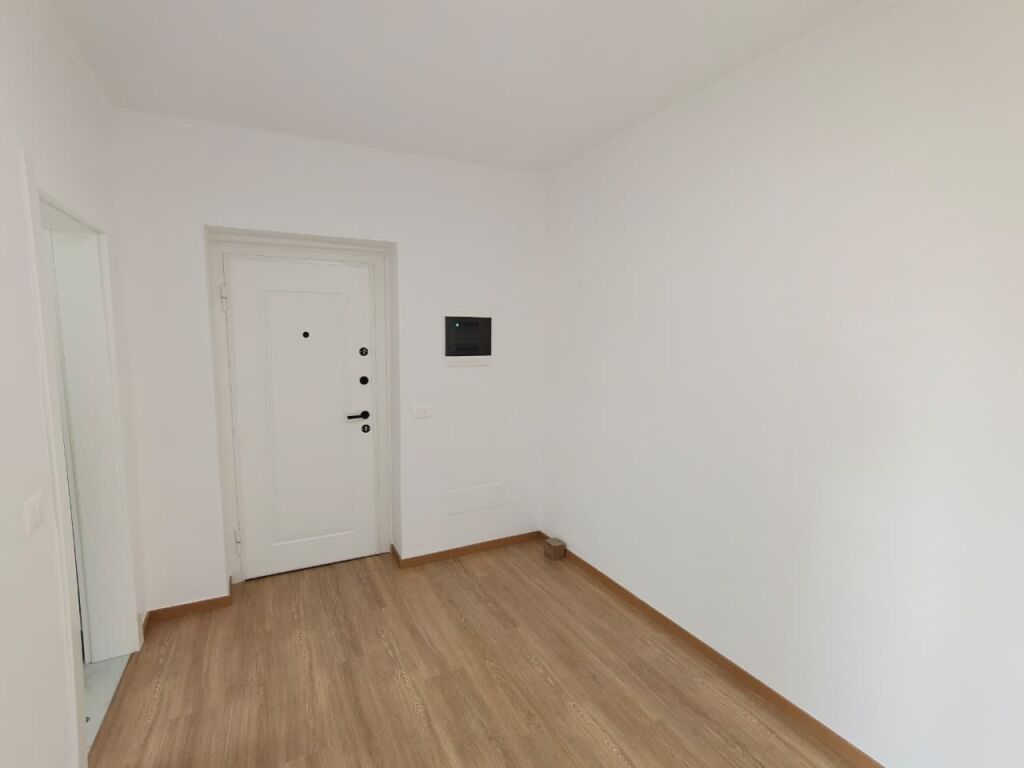 Apartament ne shitje 1+1,Madreseja