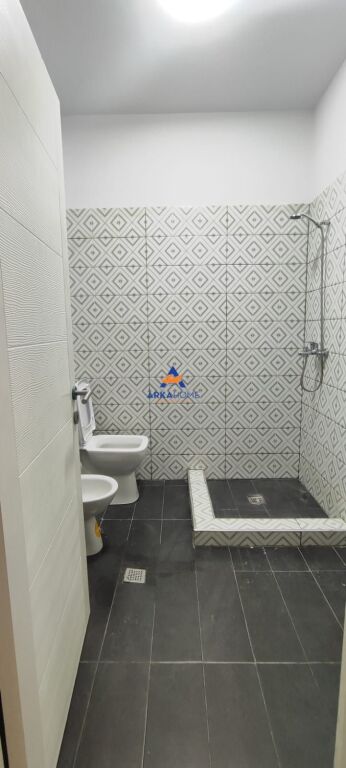 AFFITTASI APPARTAMENTO 2+1+BALCONE "FRESK" 40.000 LEKE