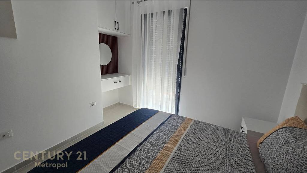 We rent a 1+1 apartment at Paralel Living, Don Bosco