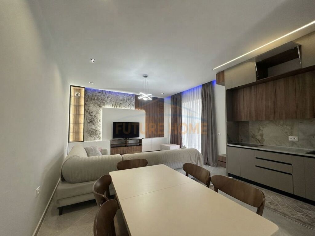 Affitto, Villa su 2 piani, TEG
