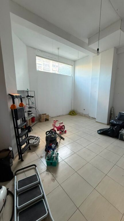 Sale | Ambjent Biznesi | Komuna e Parisit | 200850 €