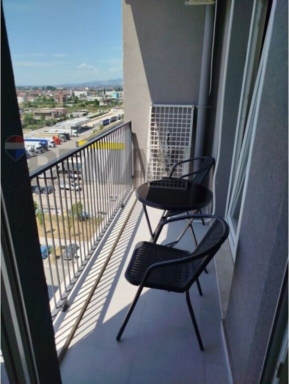 Appartamento 1+1 +parcheggio in Affitto a Univers City