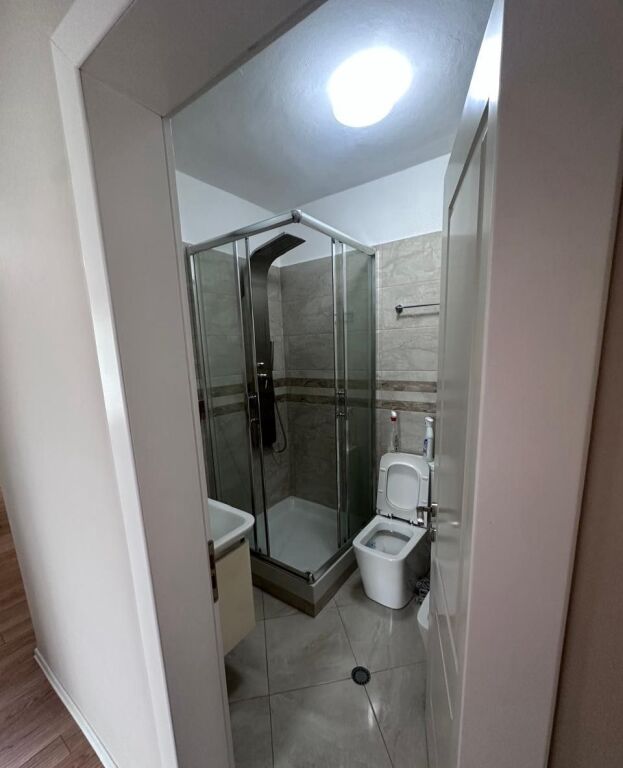 Affitto | Apartament 2 + 1 | Liqeni i Thatë | 650 €/mese