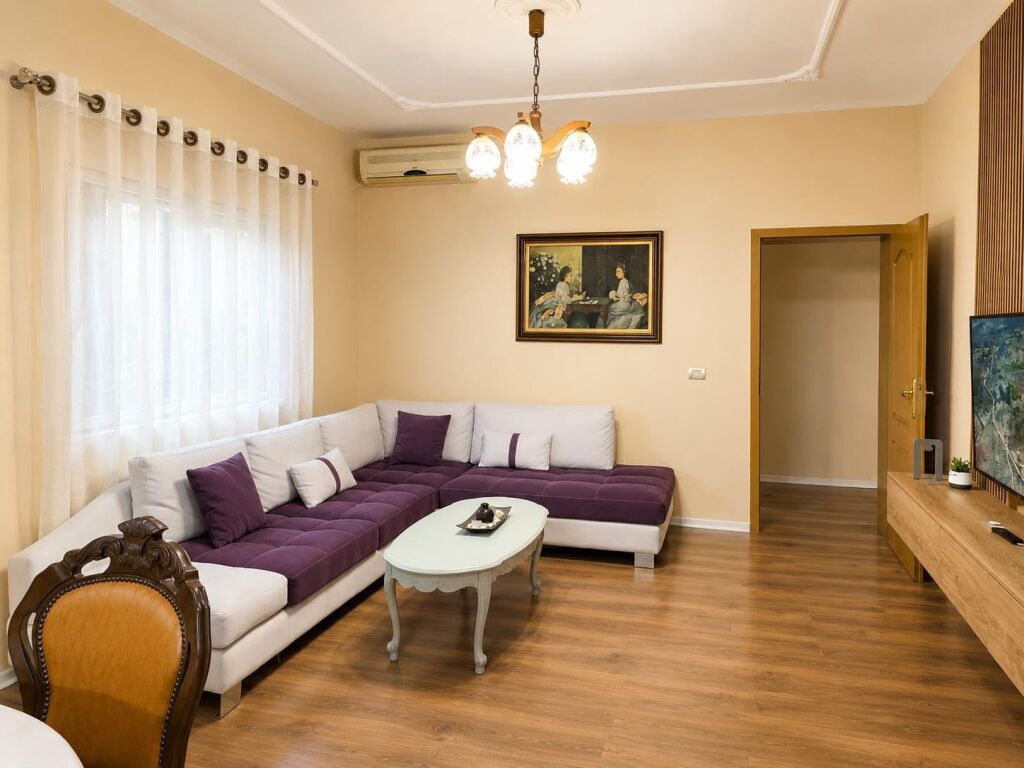 FOR RENT AT AVIATION FIELD, DAFINAVE STREET