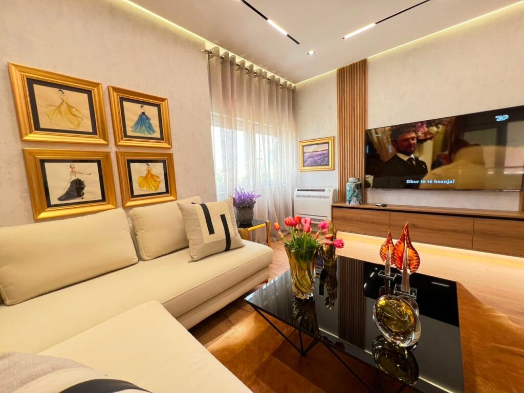 APARTAMENT LUKSOZ 2+1 PËR SHITJE – DON BOSKO
