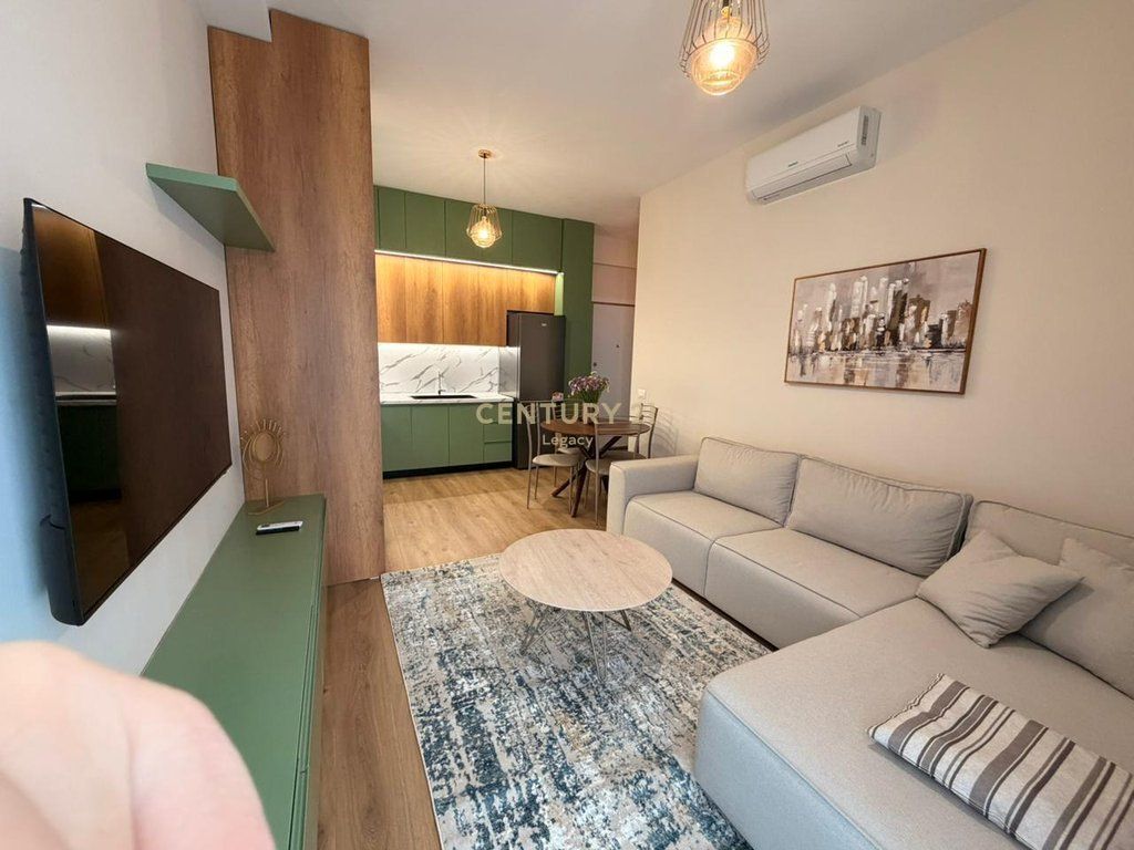 APARTAMENT 1+1 ME QIRA– FRESK 500 €