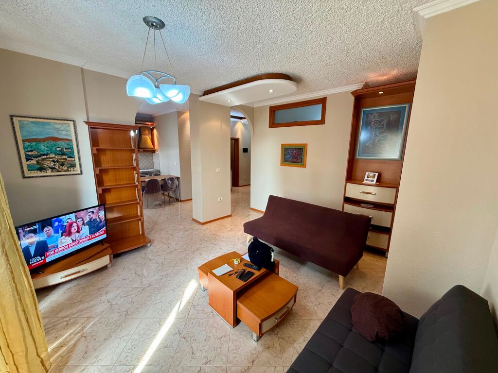 For rent 2+1 apartment at Kosovareve Street